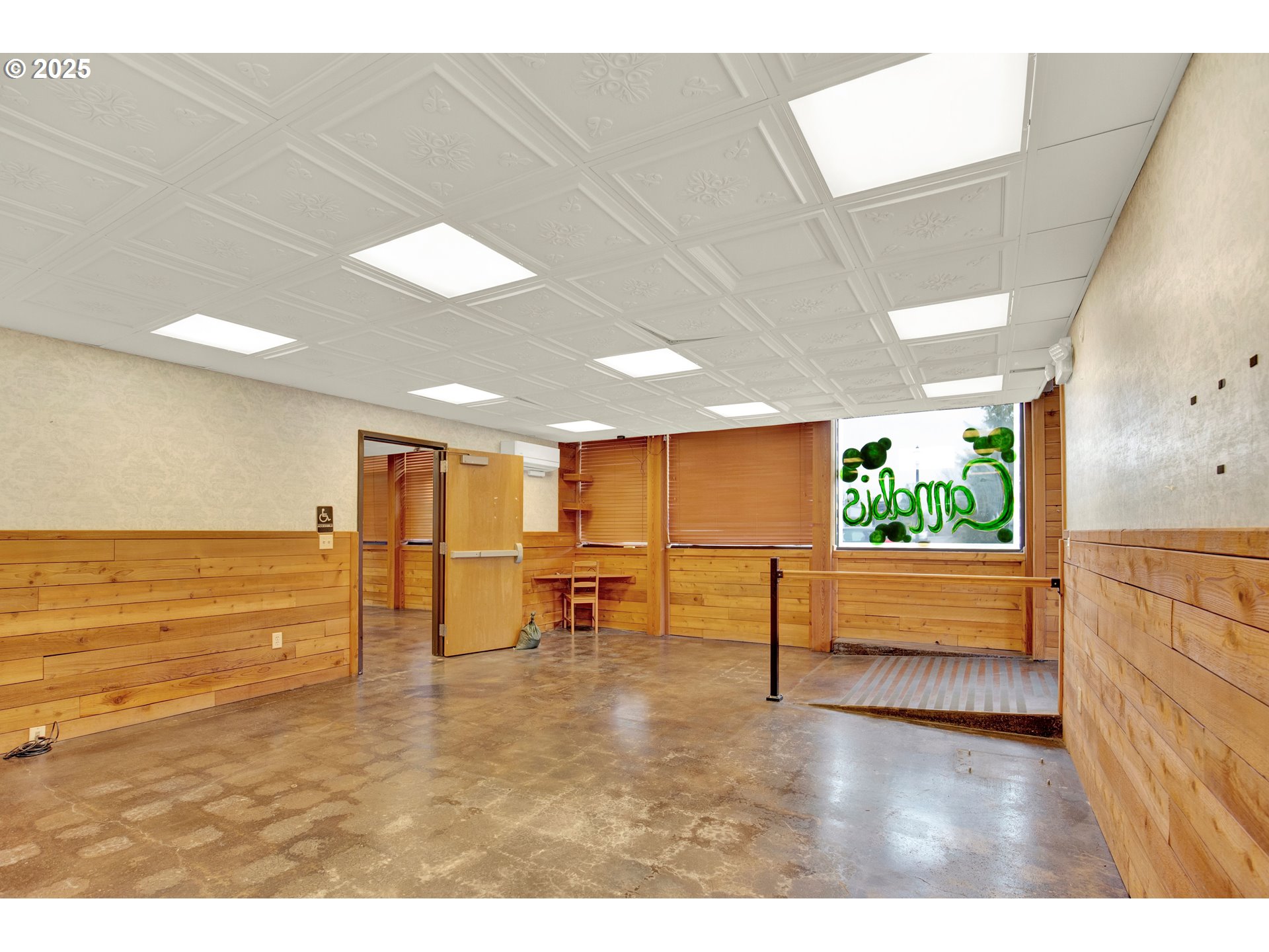 222 MOLALLA AVE