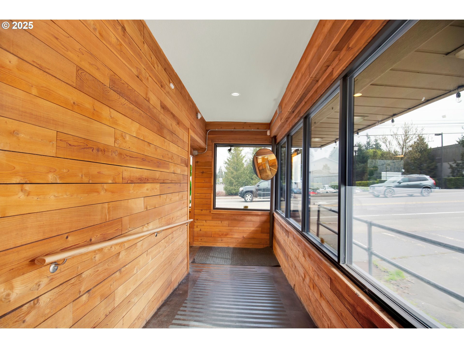 222 MOLALLA AVE