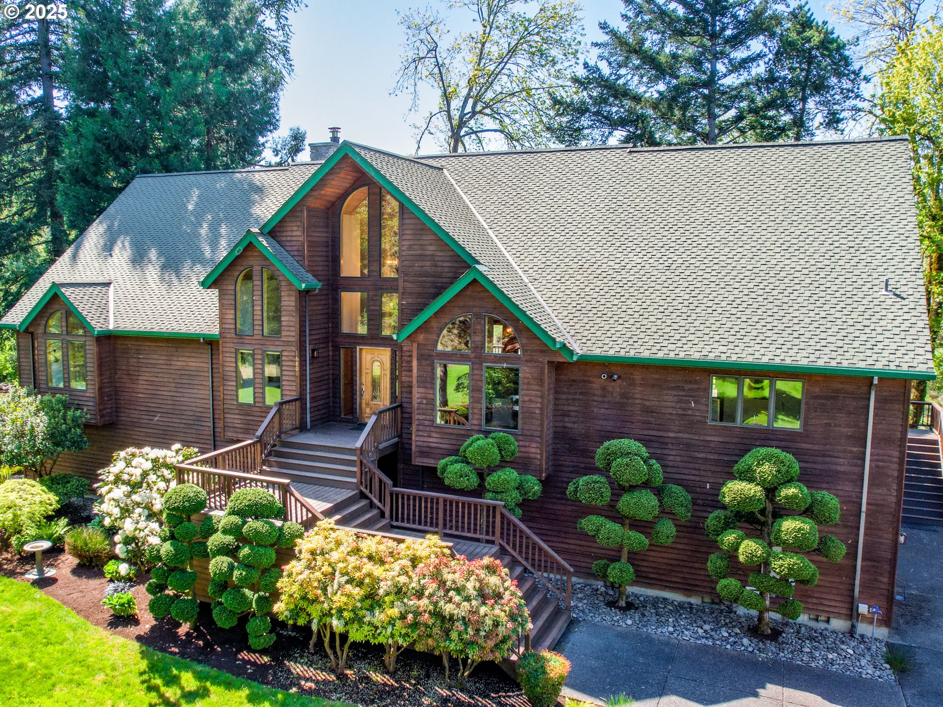 16801 S CLACKAMAS RIVER DR