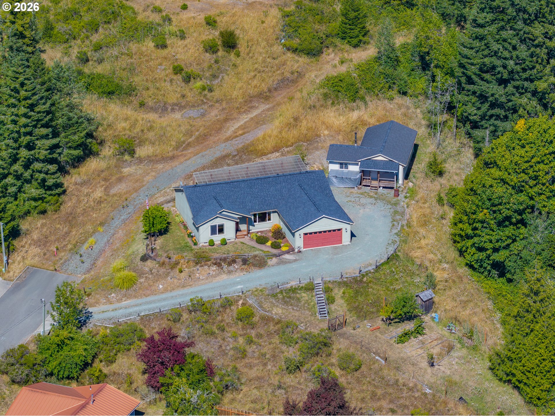 2217 KING LN
