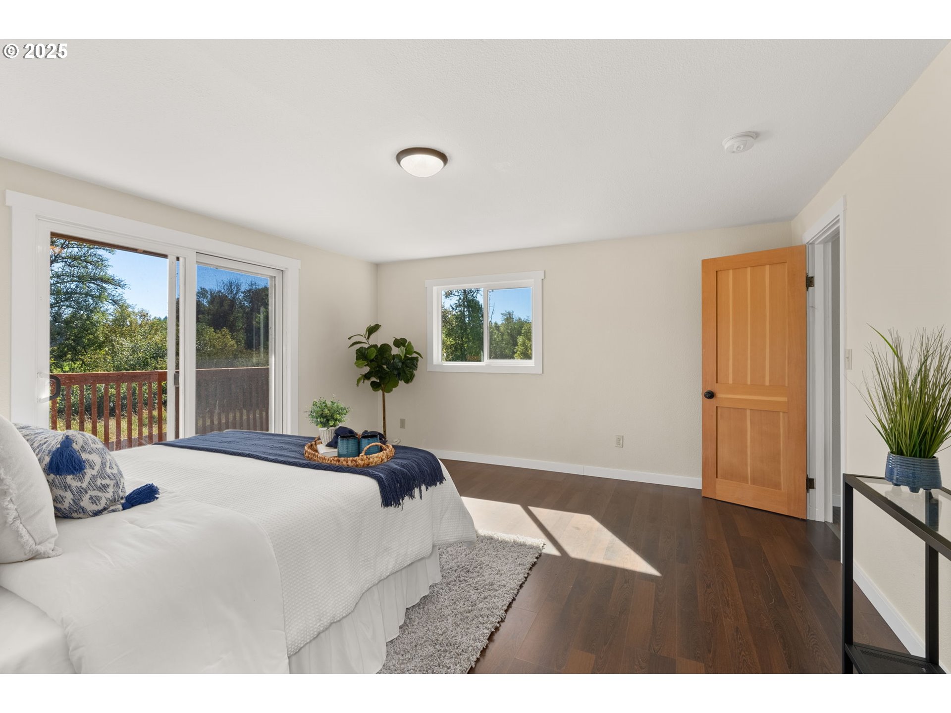 Centralia, Washington 98531, United States, 3 Bedrooms Bedrooms, ,1 BathroomBathrooms,Residential,Active,213297