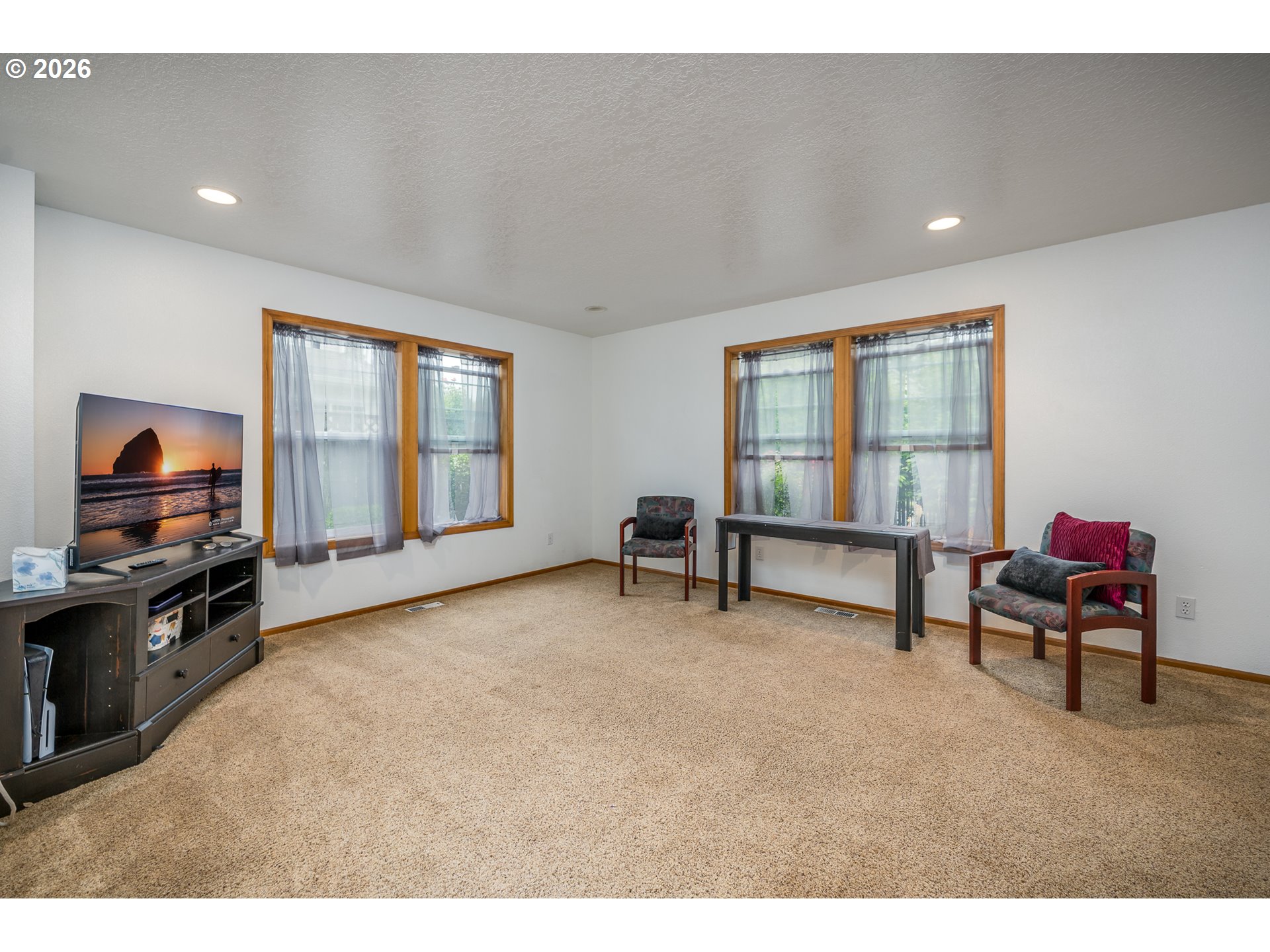2015 CHASE LOOP SW