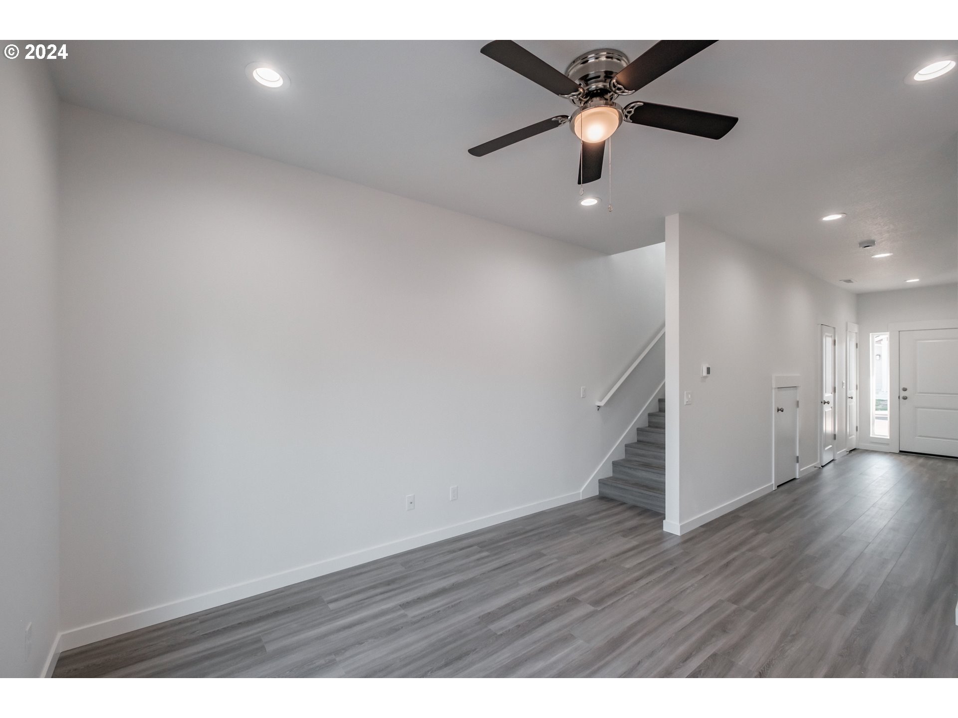 Lebanon, Oregon 97355, United States, 3 Bedrooms Bedrooms, ,3 BathroomsBathrooms,Residential,Active,193037