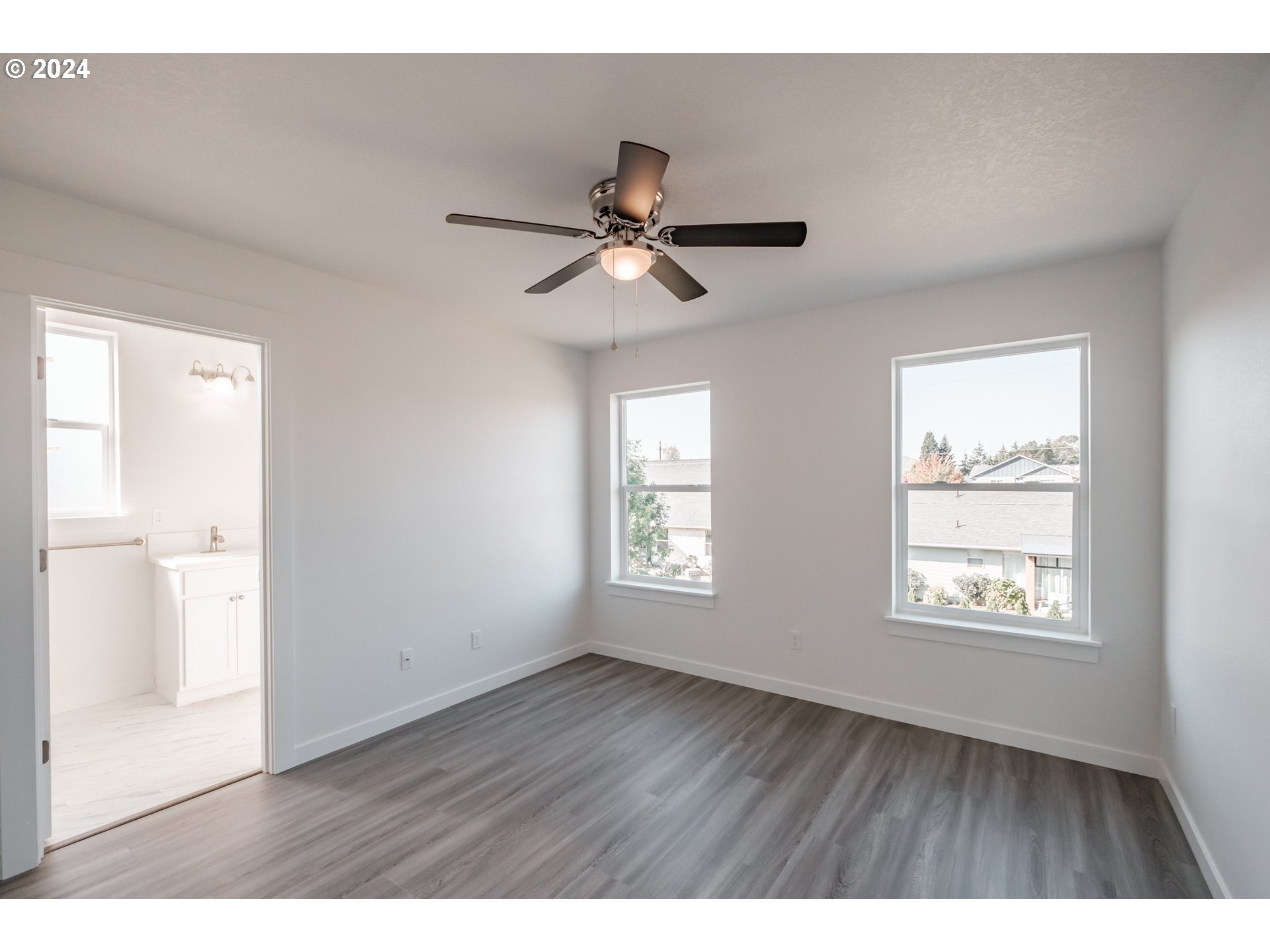 Lebanon, Oregon 97355, United States, 3 Bedrooms Bedrooms, ,3 BathroomsBathrooms,Residential,Active,193037