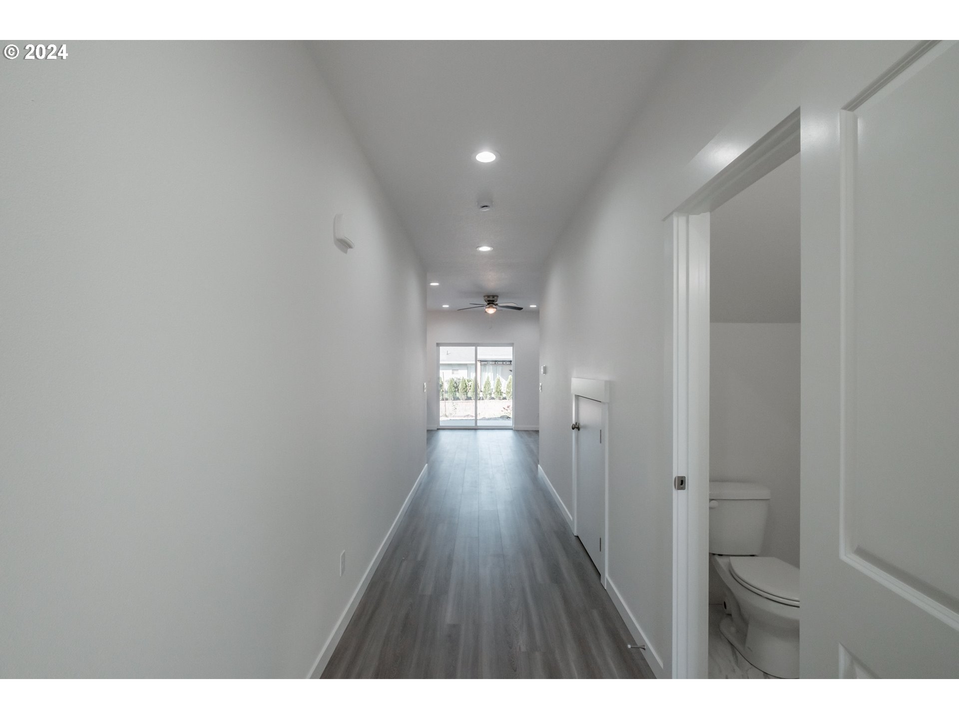 Lebanon, Oregon 97355, United States, 3 Bedrooms Bedrooms, ,3 BathroomsBathrooms,Residential,Active,193037