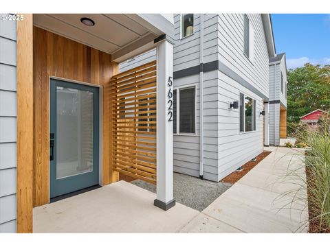 5622 SE 65TH AVE Portland OR 97206