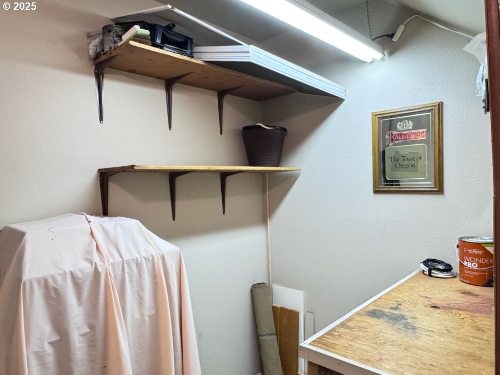 Florence, Oregon 97439, United States, 2 Bedrooms Bedrooms, ,2 BathroomsBathrooms,Residential,Active,251864