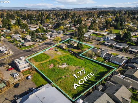 1920 RIVER RD Eugene OR 97404