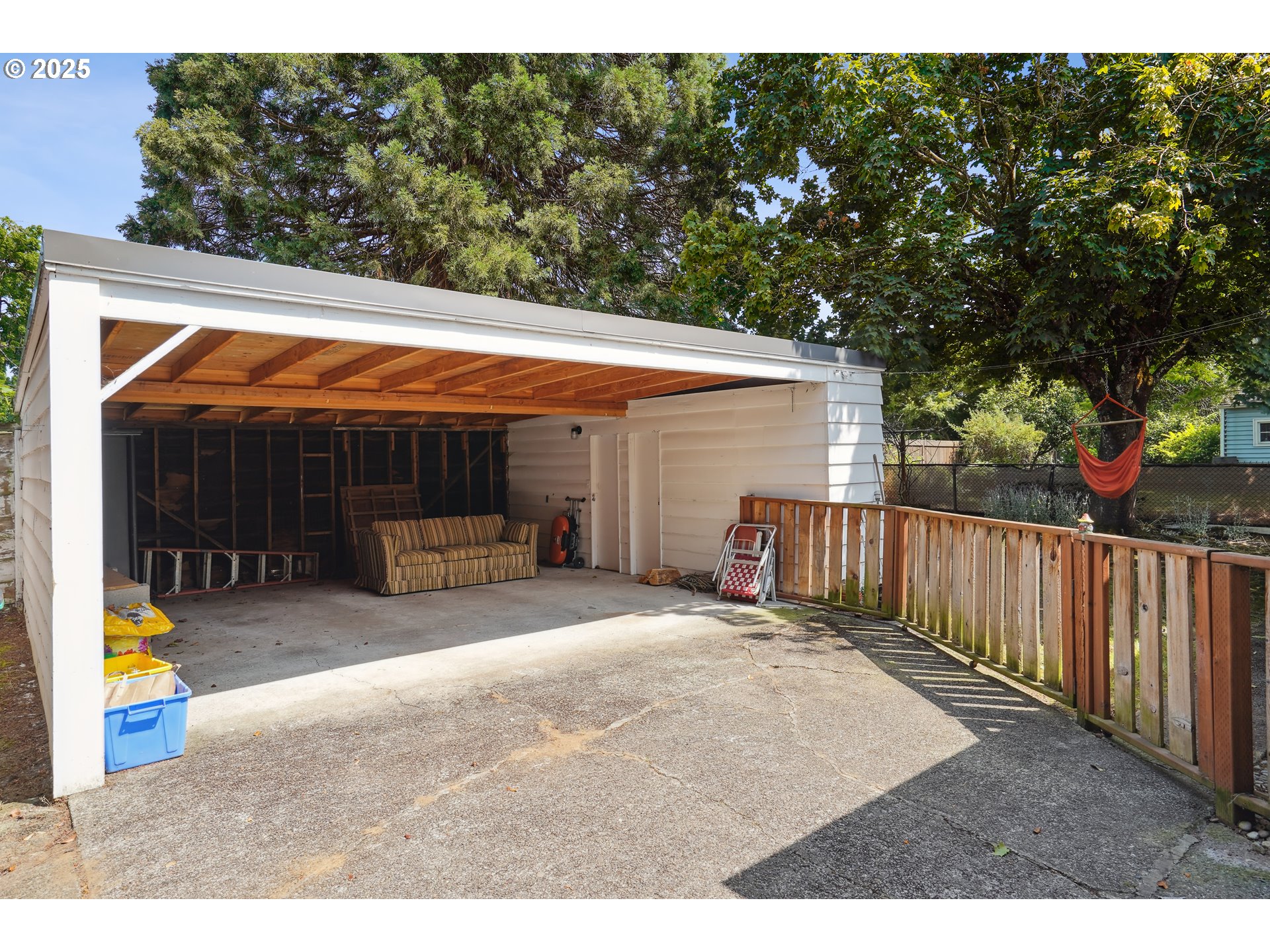 1304/1306 NE 79TH AVE