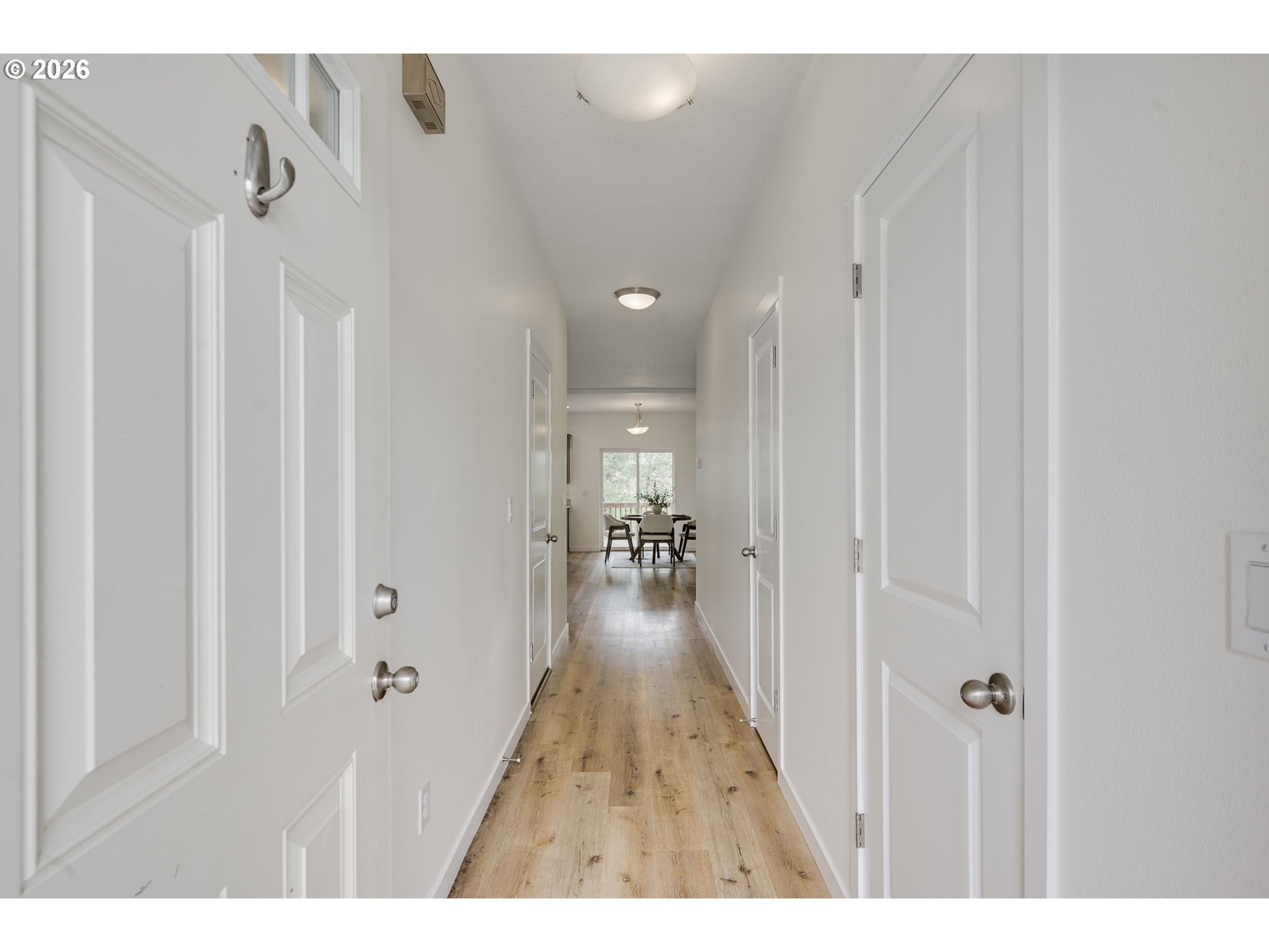 1043 N FAIRHOPE PL