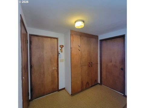 Tiny photo for 47858 W 1st St, Oakridge, OR 97463 (MLS # 649872621)