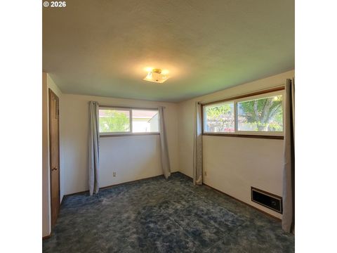 Tiny photo for 47858 W 1st St, Oakridge, OR 97463 (MLS # 649872621)