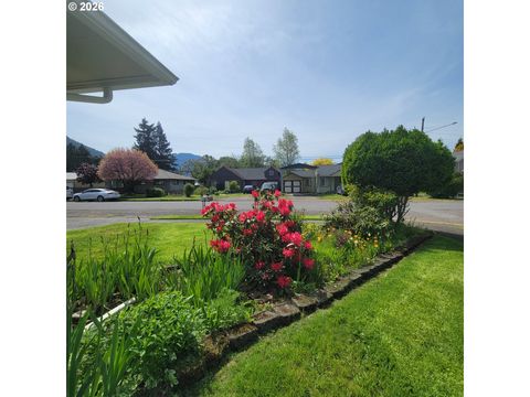 Tiny photo for 47858 W 1st St, Oakridge, OR 97463 (MLS # 649872621)
