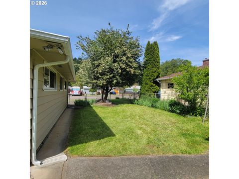 Tiny photo for 47858 W 1st St, Oakridge, OR 97463 (MLS # 649872621)