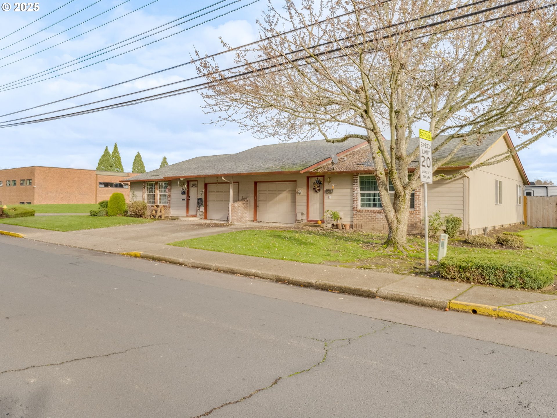 1830/1840 NE MCDONALD LN