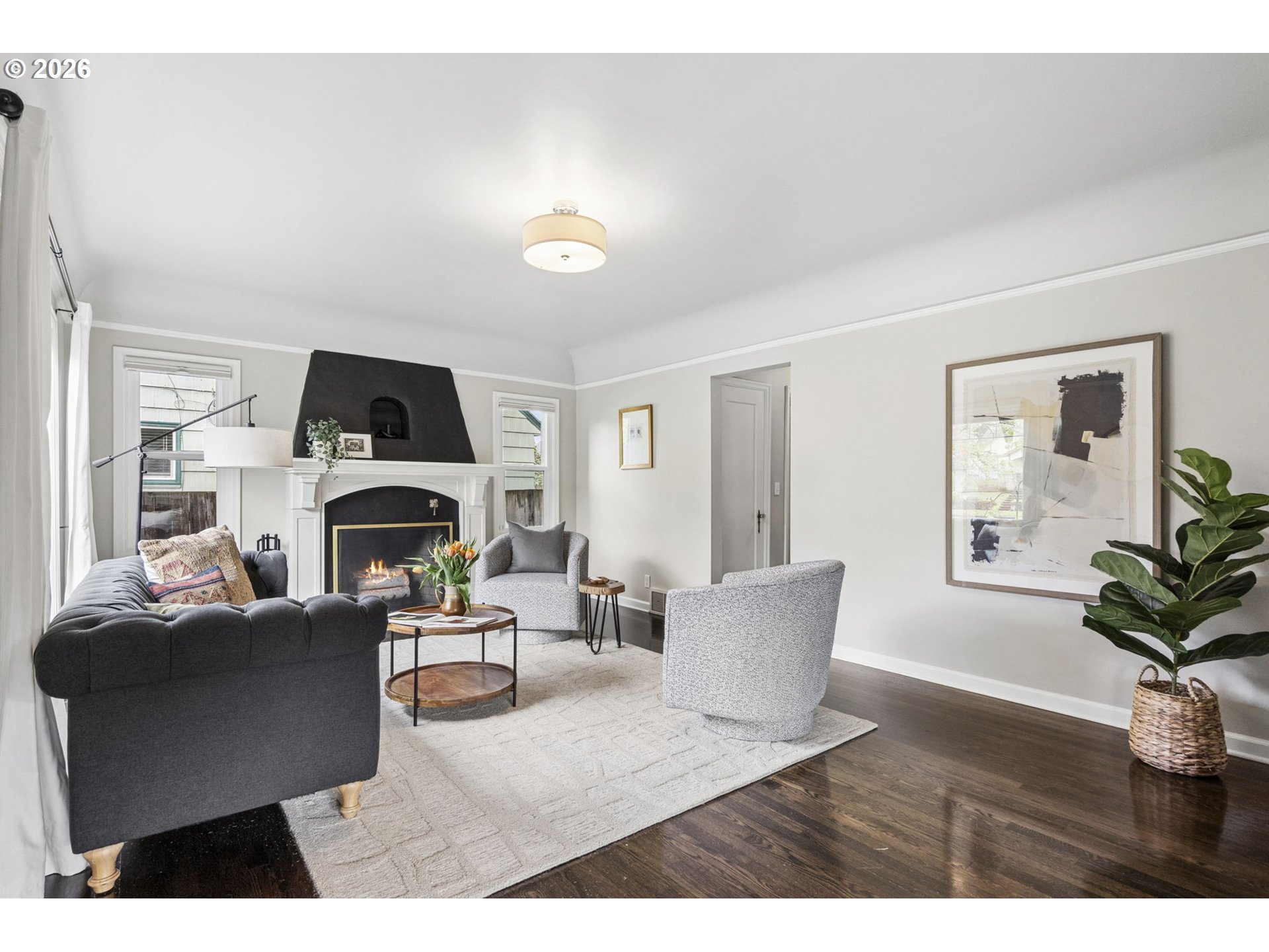 1525 NE AINSWORTH ST