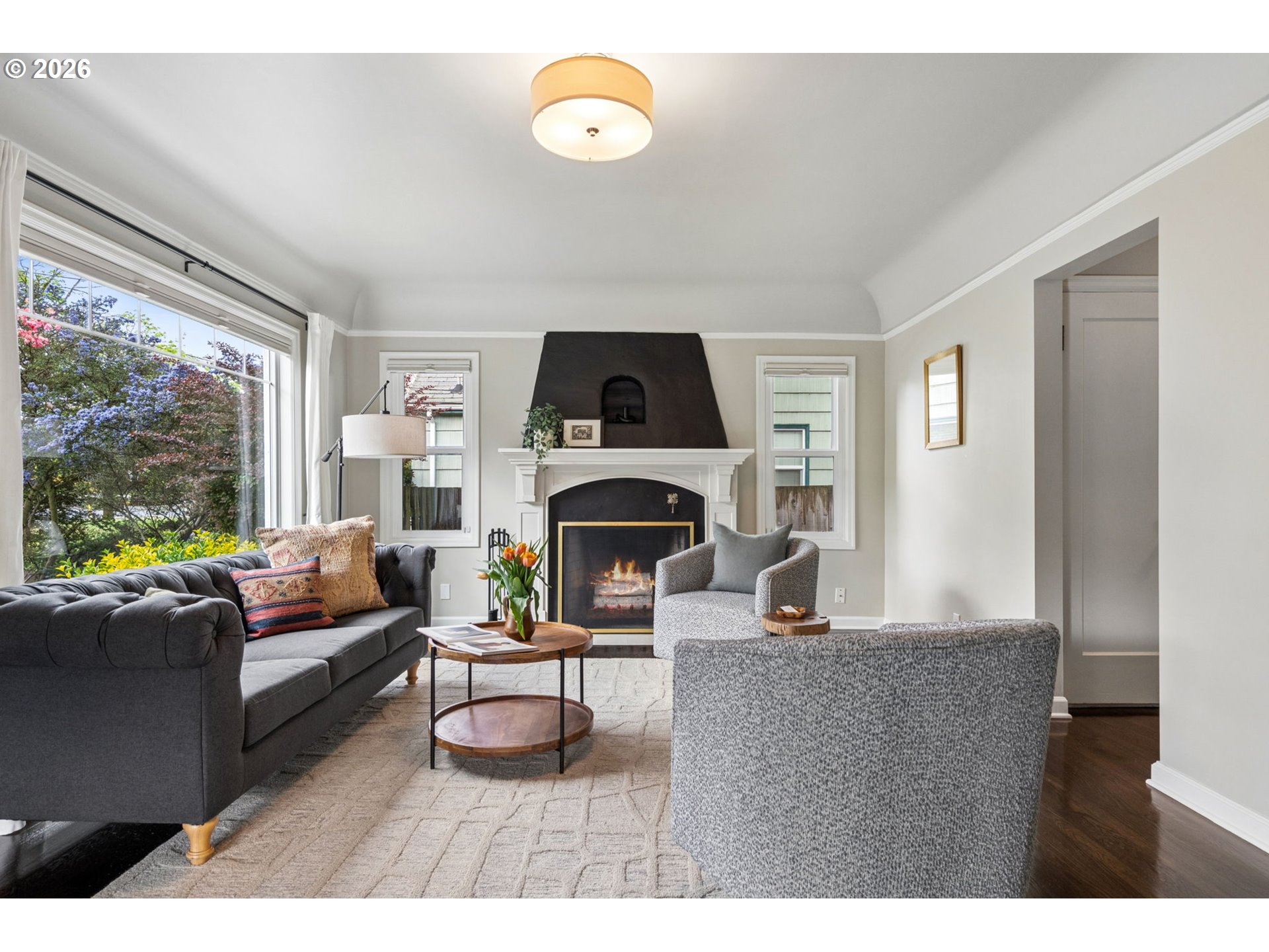 1525 NE AINSWORTH ST