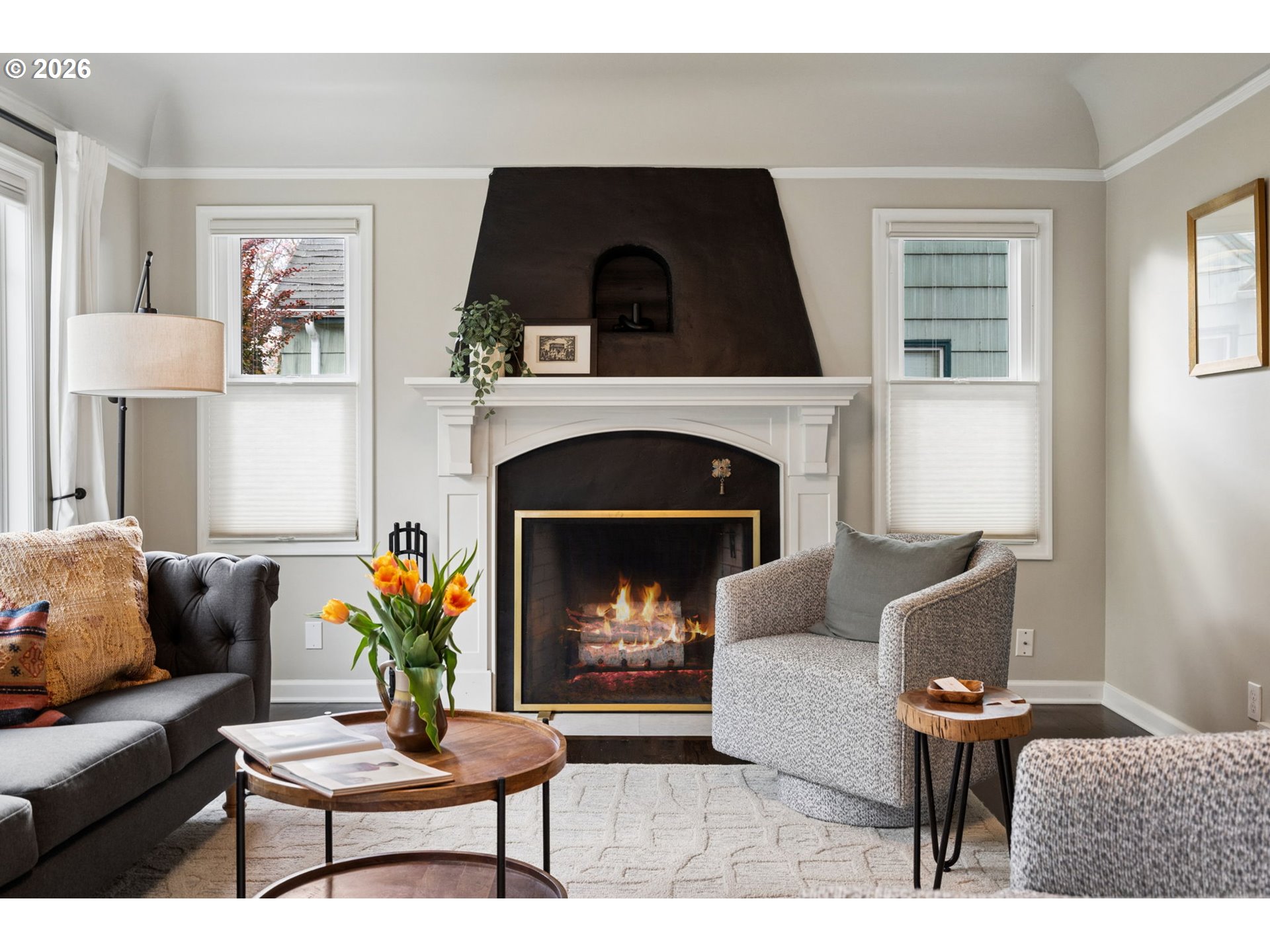 1525 NE AINSWORTH ST