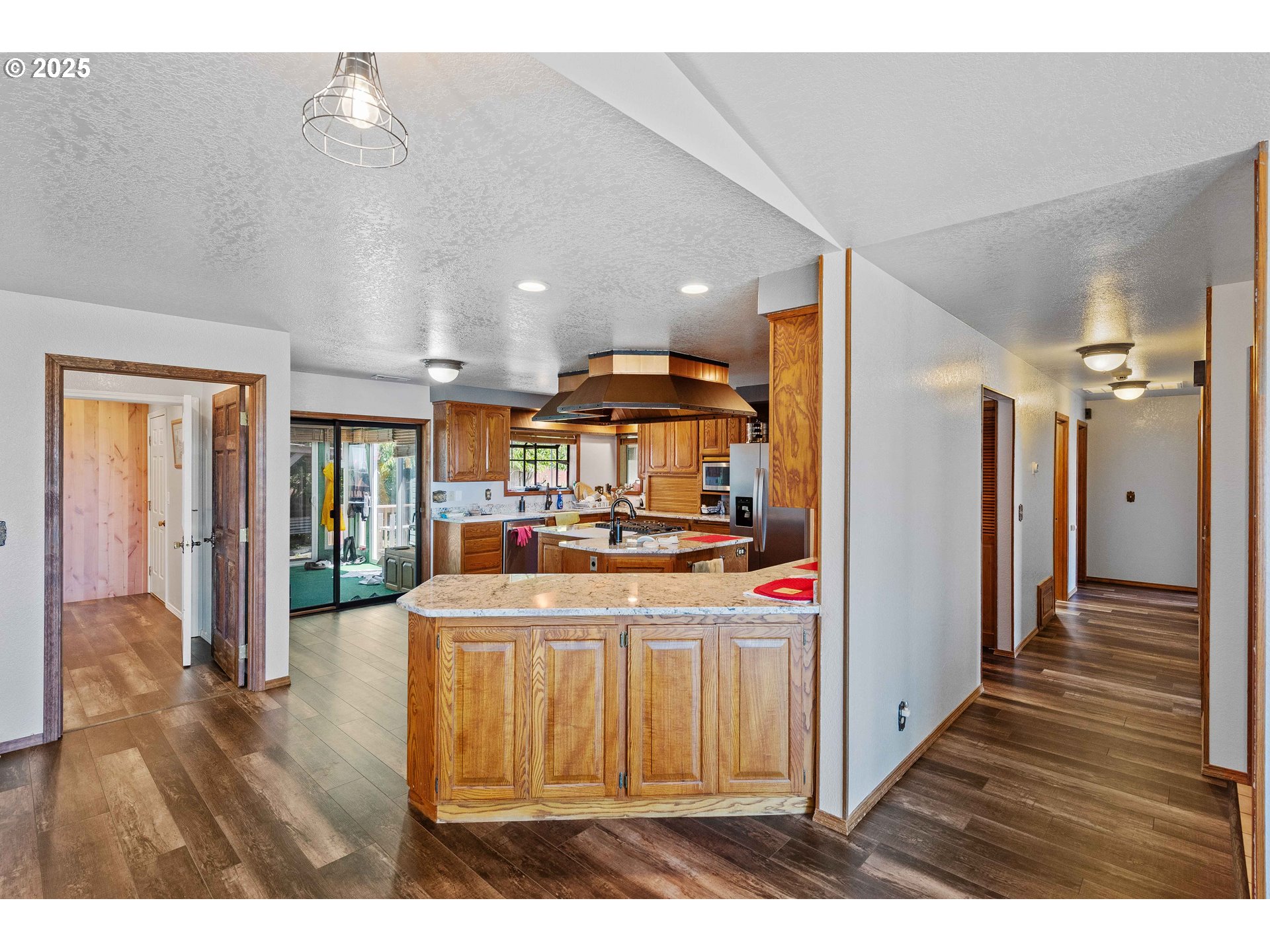 705 PREFONTAINE DR
