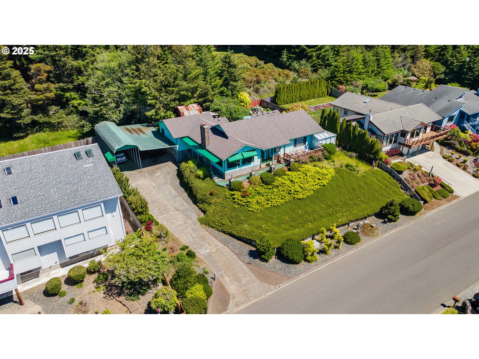 705 PREFONTAINE DR