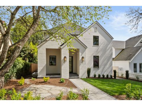 555 6TH ST Lake Oswego OR 97034