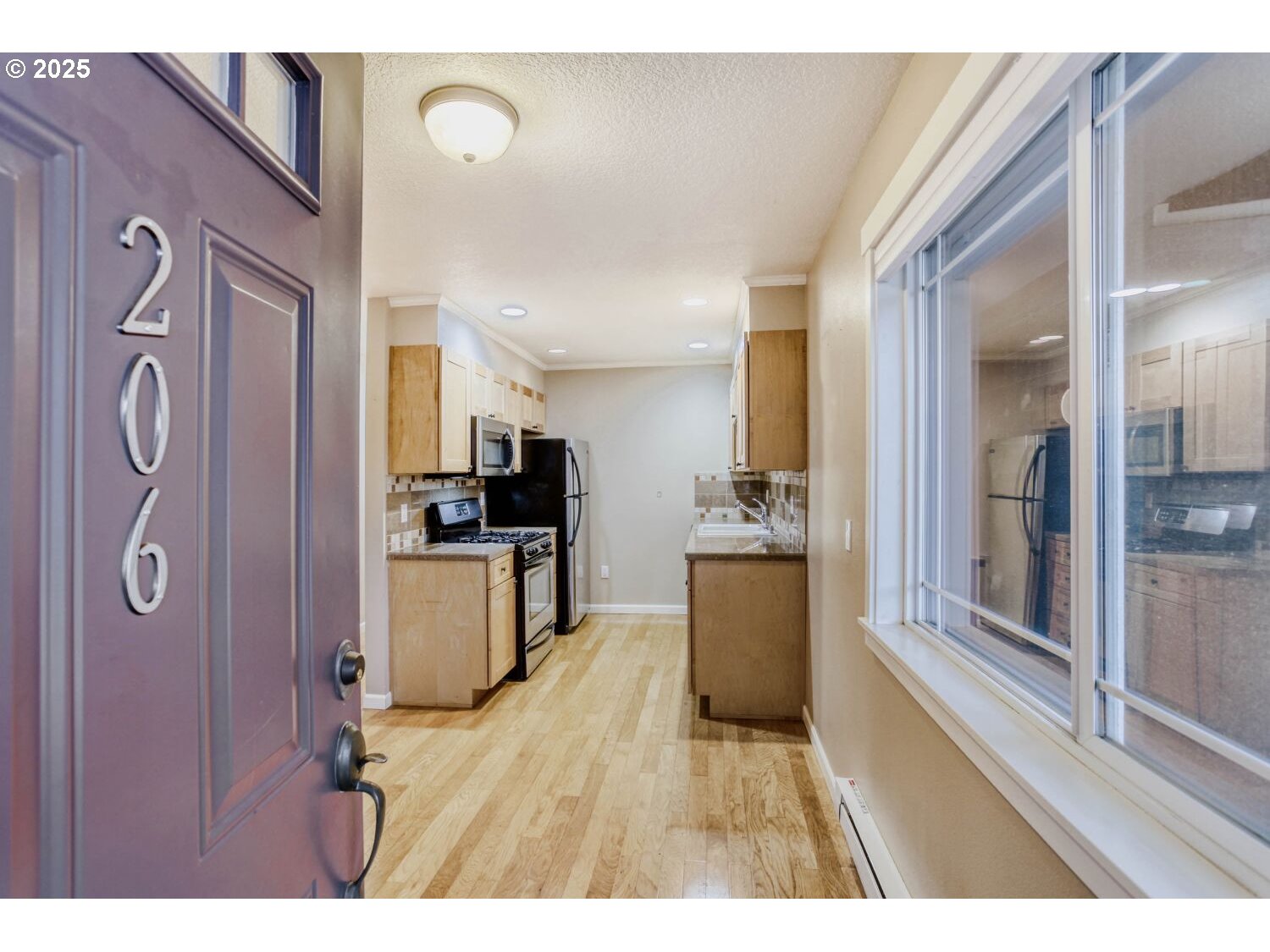 3925 SW MULTNOMAH BLVD 206