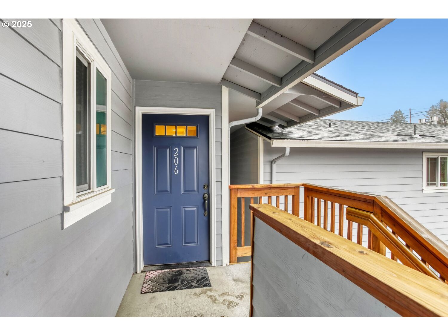 3925 SW MULTNOMAH BLVD 206