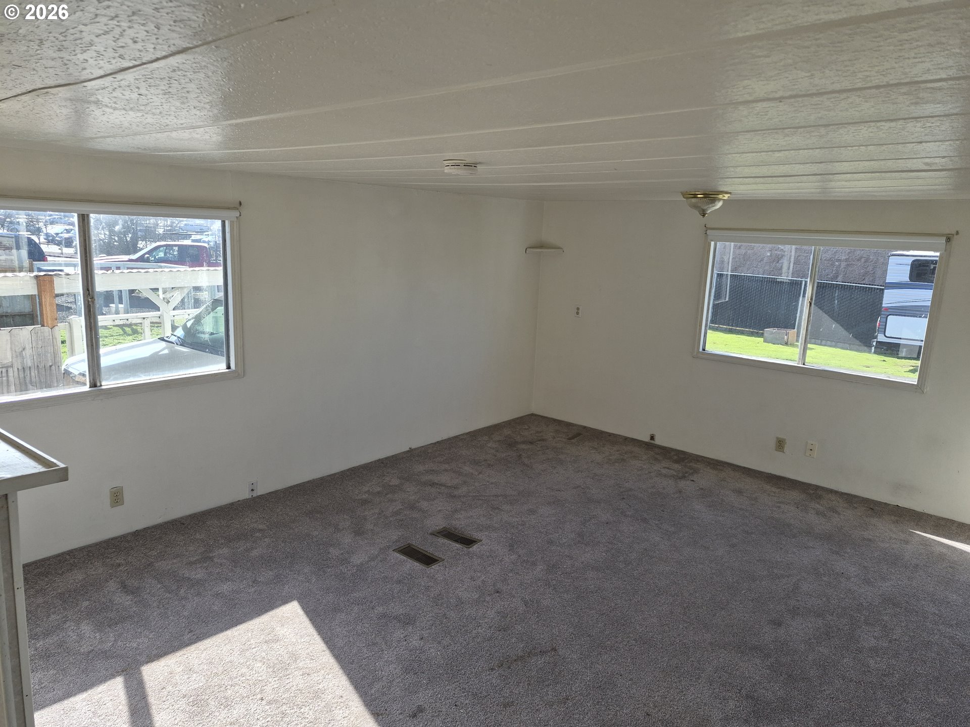 581 NE Alameda AVE 56