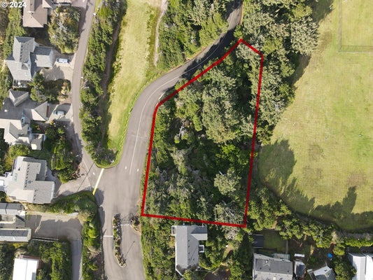SHORELINE DR 121, FLORENCE, OR 97439 - Image d842e9a78eaa1a898bc94db7954ef787/2043134298