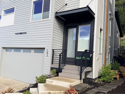 143 SHELTON MCMURPHEY BLVD Eugene OR 97401