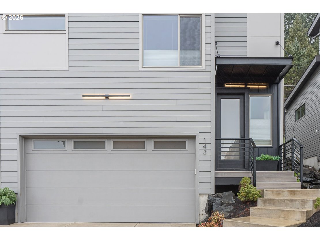 143 SHELTON MCMURPHEY BLVD