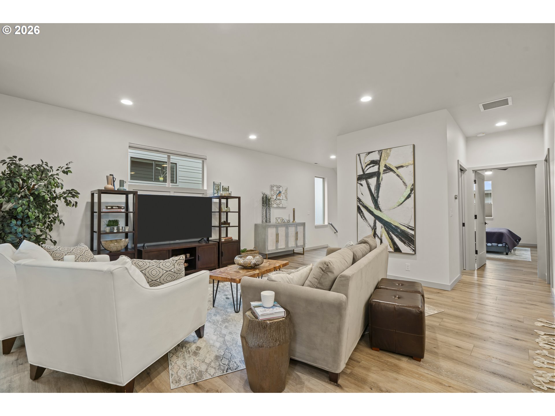 143 SHELTON MCMURPHEY BLVD