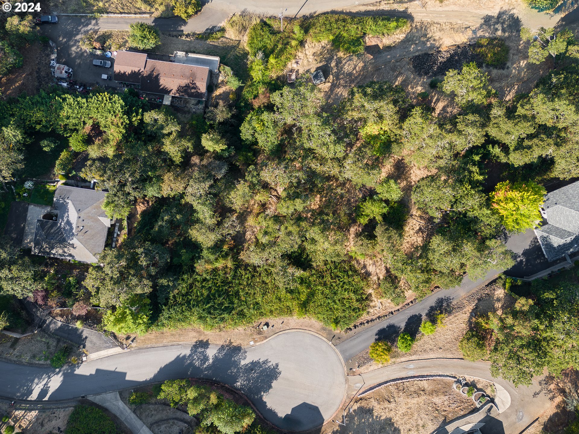 1397 SE LAUREL CT