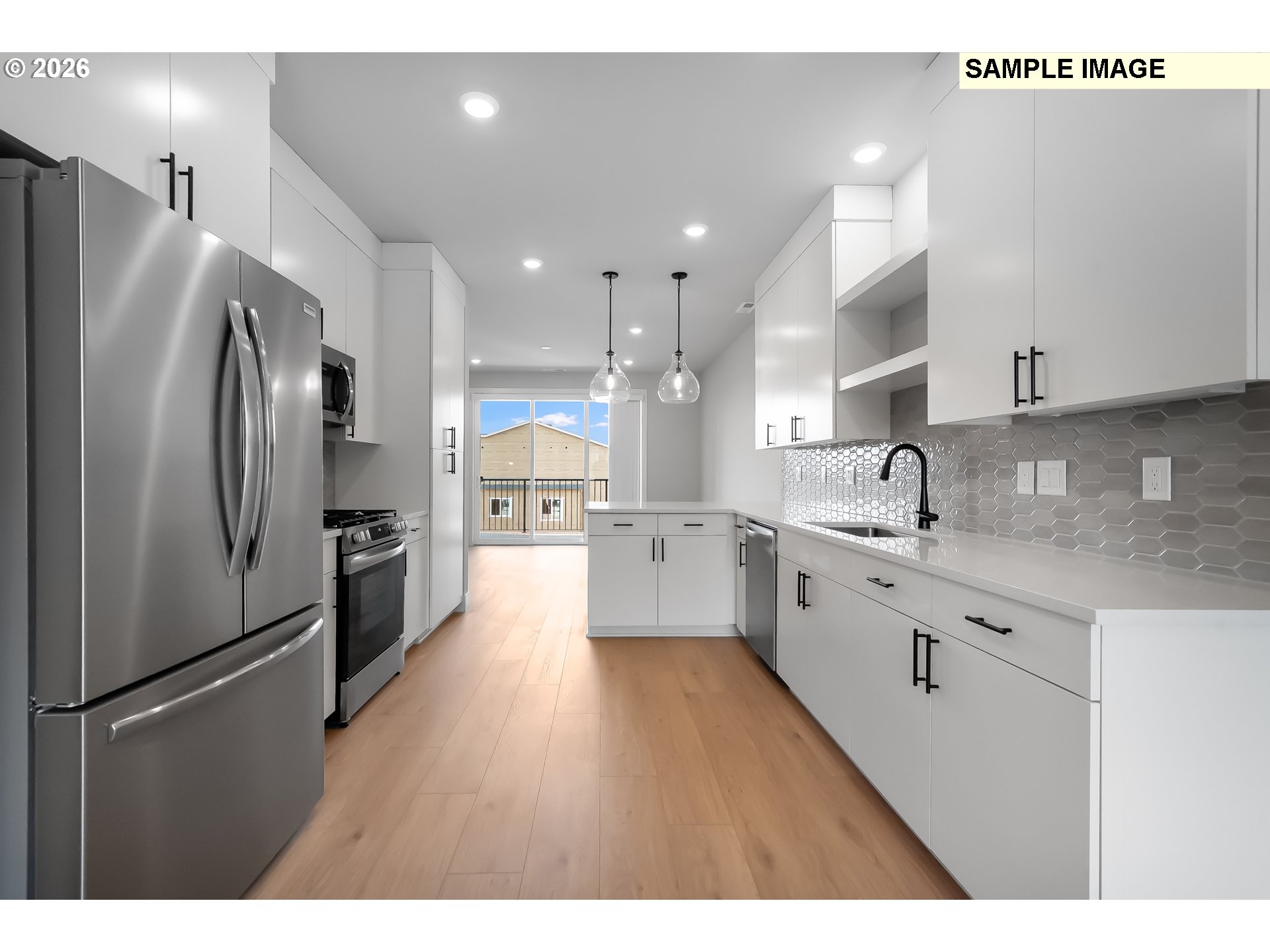 18640 SW PRECIPICE LN