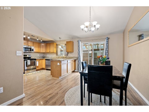 Tiny photo for 1055 Ash Grove Loop, Creswell, OR 97426 (MLS # 545836223)