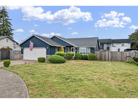 Tiny photo for 1055 Ash Grove Loop, Creswell, OR 97426 (MLS # 545836223)