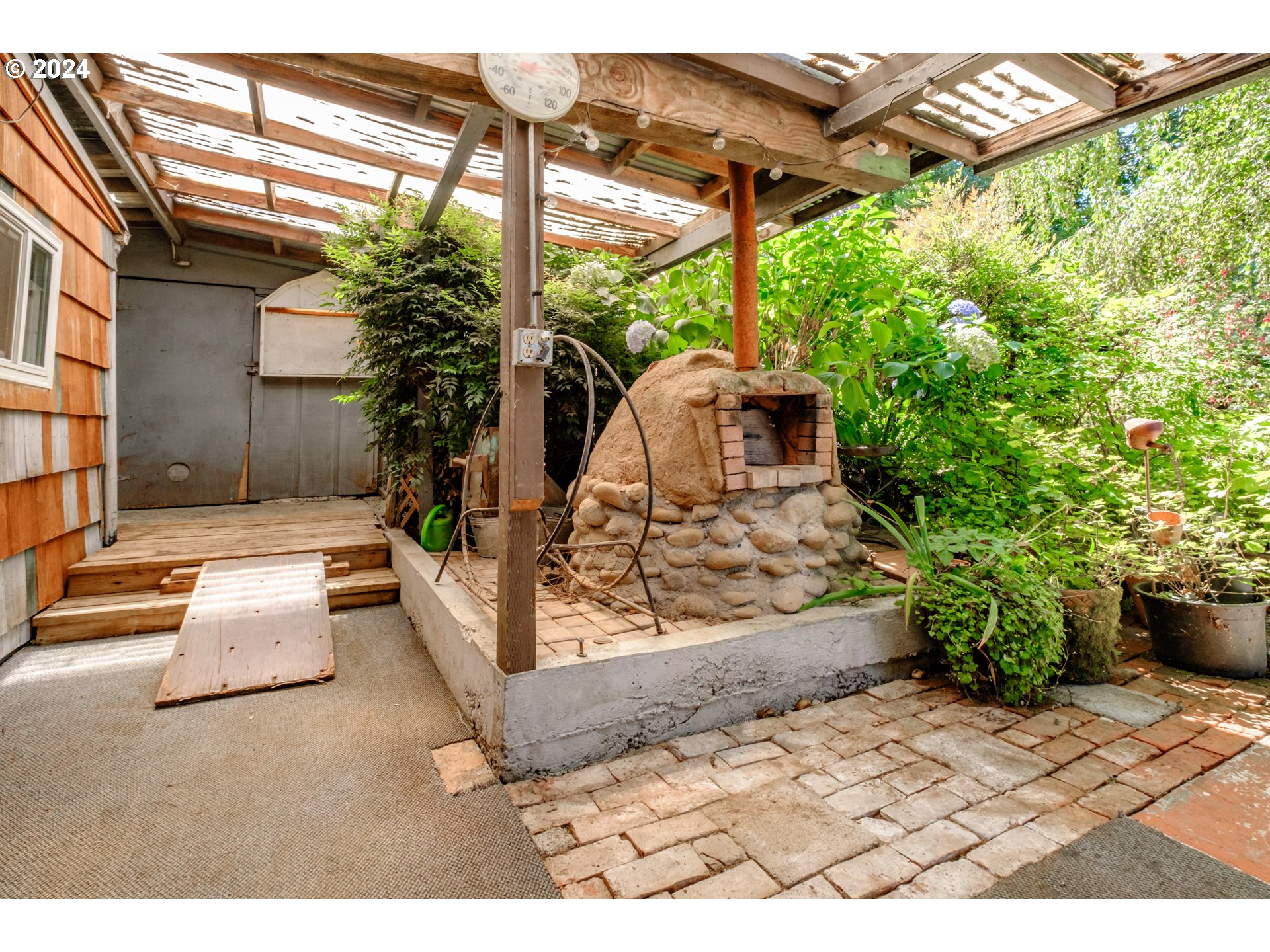 Portland, Oregon 97236, United States, 3 Bedrooms Bedrooms, ,2 BathroomsBathrooms,Residential,Active,52002