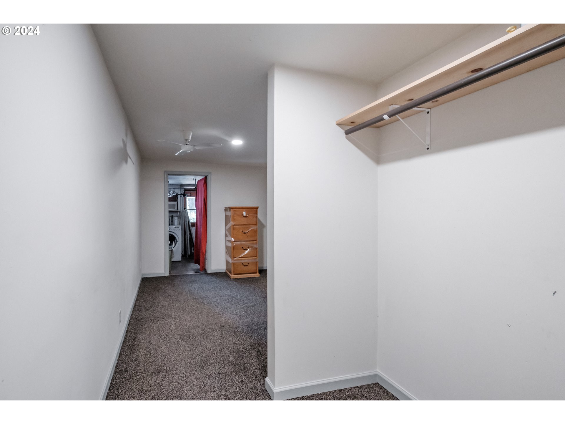 Portland, Oregon 97236, United States, 3 Bedrooms Bedrooms, ,2 BathroomsBathrooms,Residential,Active,52002