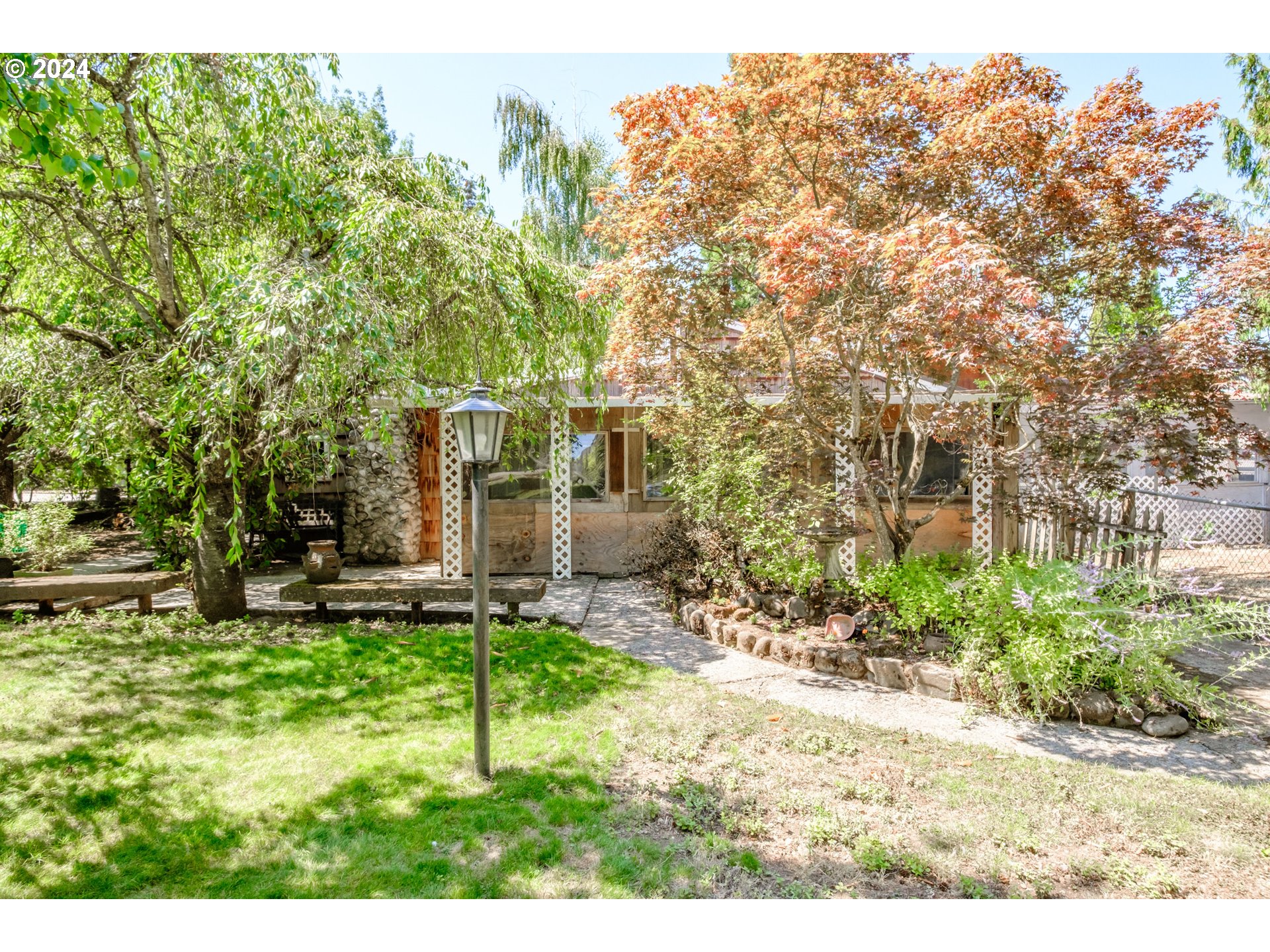 Portland, Oregon 97236, United States, 3 Bedrooms Bedrooms, ,2 BathroomsBathrooms,Residential,Active,52002