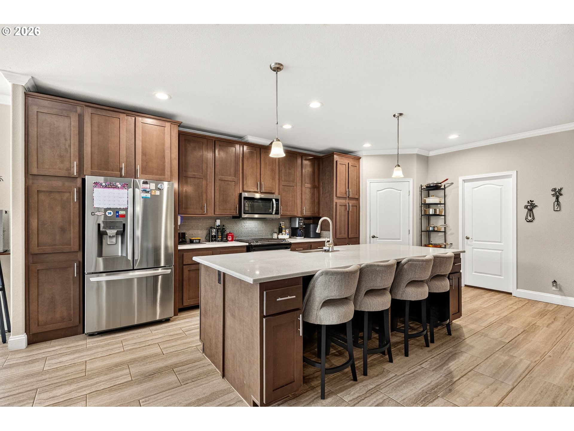 623 N Overlook LOOP