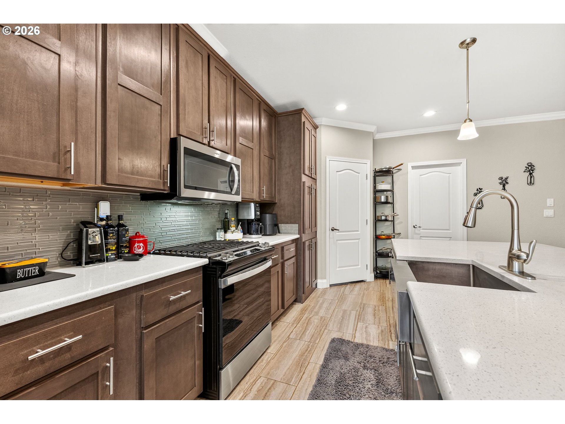 623 N Overlook LOOP