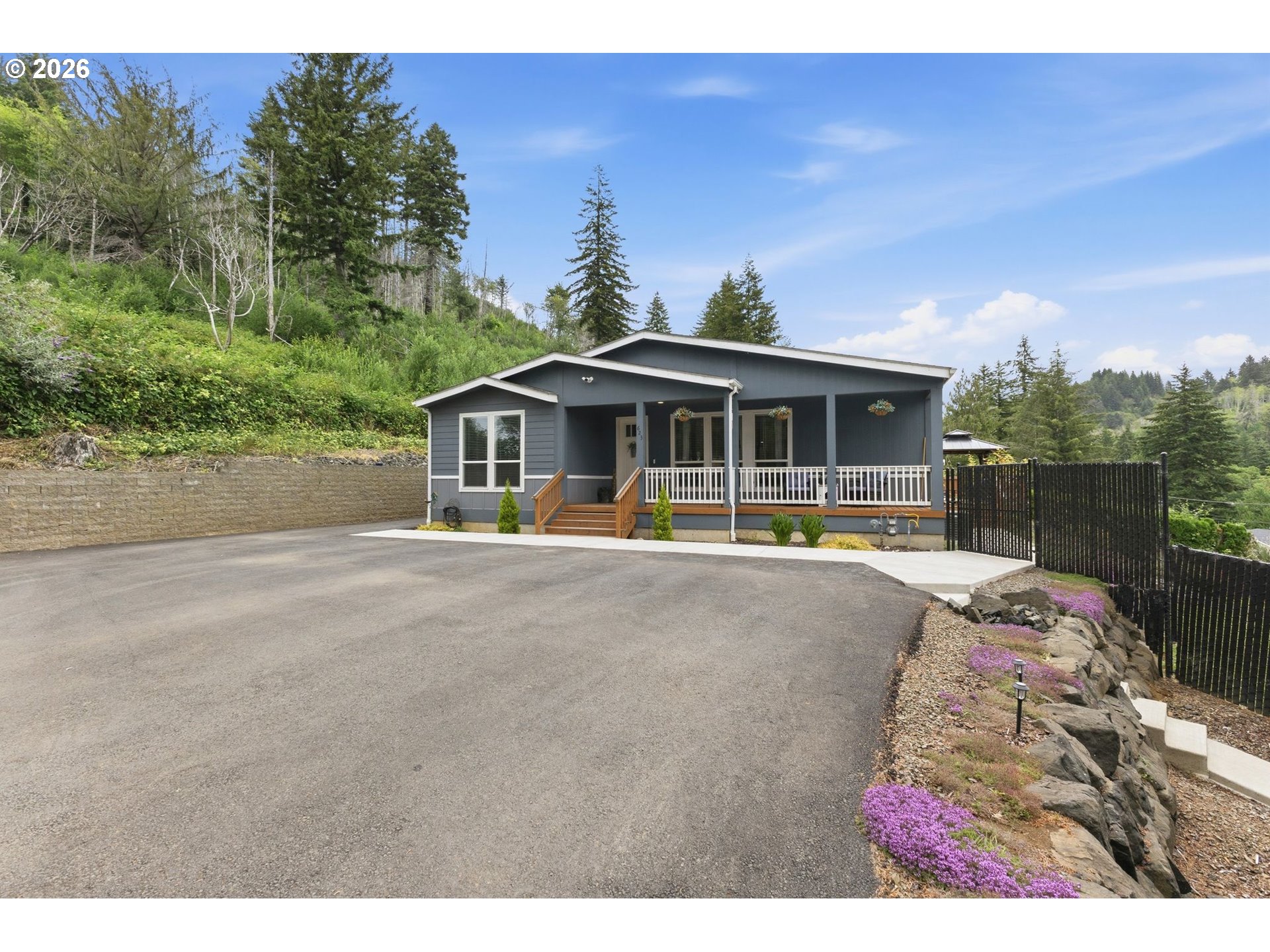 623 N Overlook LOOP