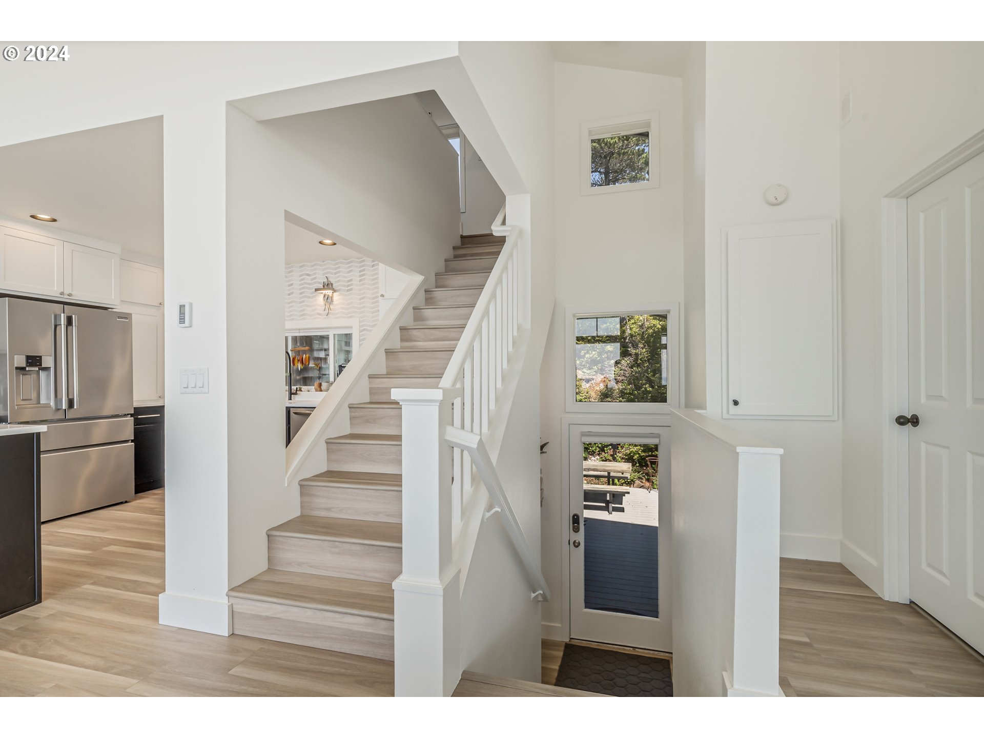 Oceanside, Oregon 97134, United States, 3 Bedrooms Bedrooms, ,3 BathroomsBathrooms,Residential,Active,48763