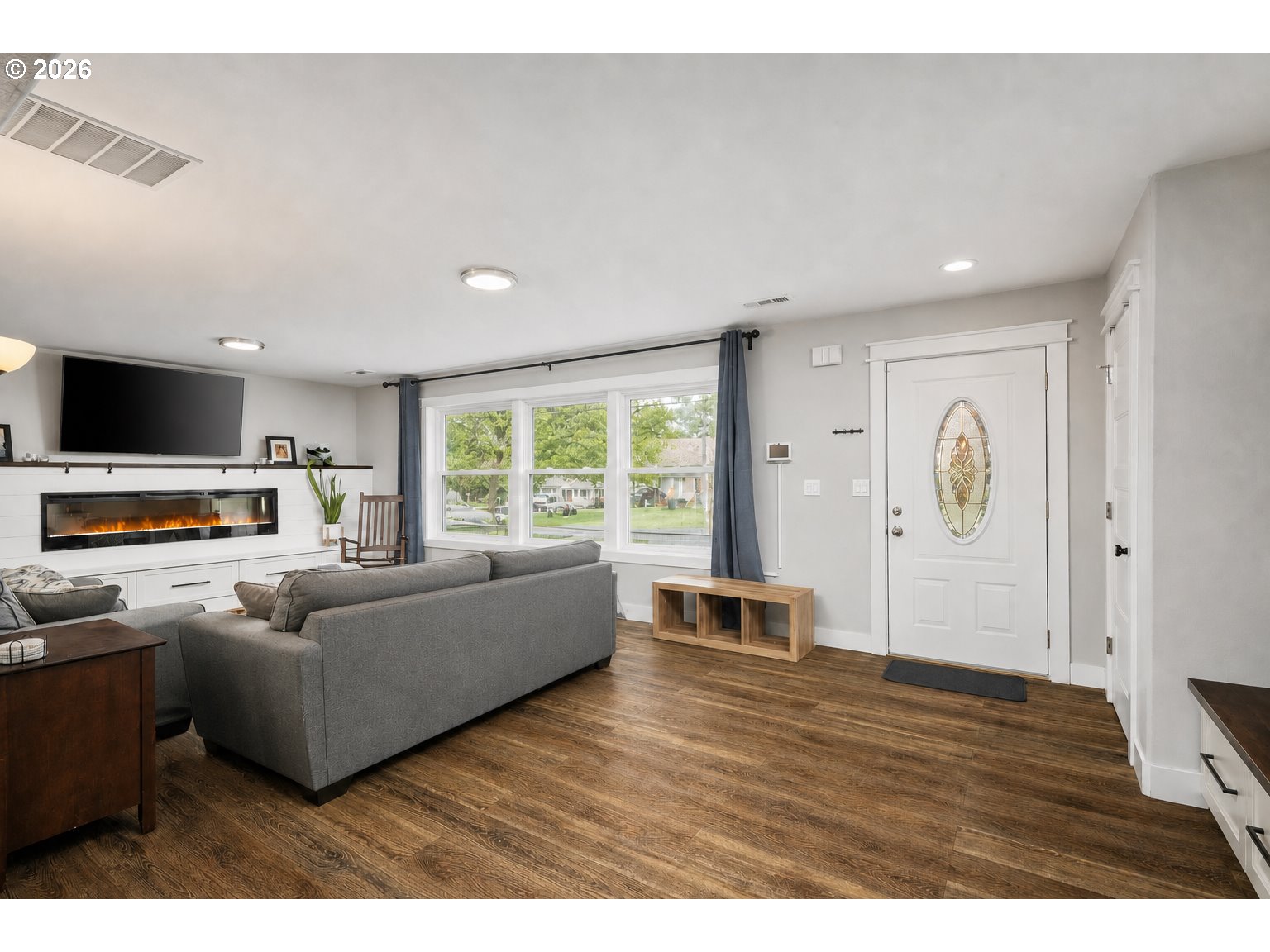 503 NE BIRCHWOOD TER