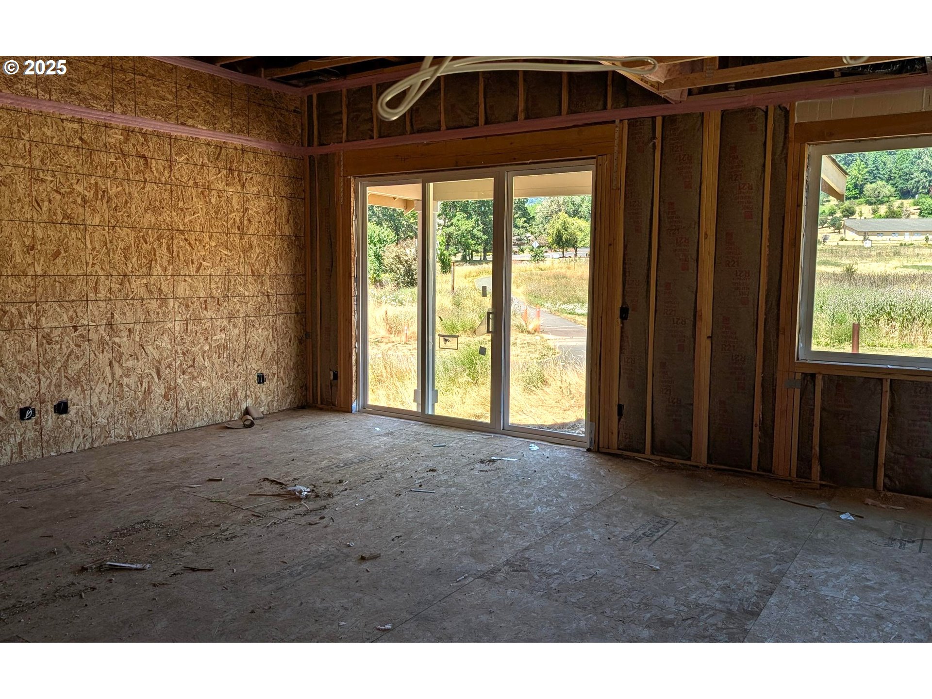 1028 E RORK CT