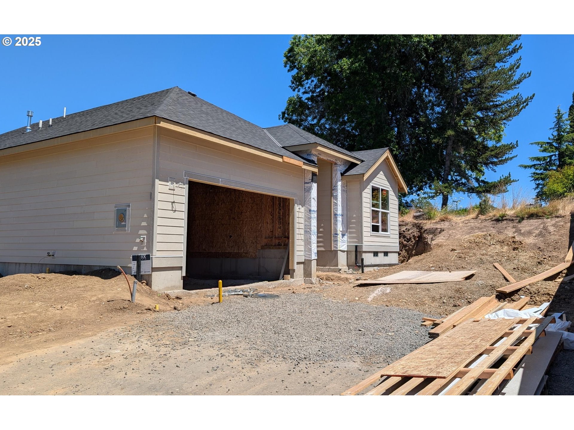 1028 E RORK CT