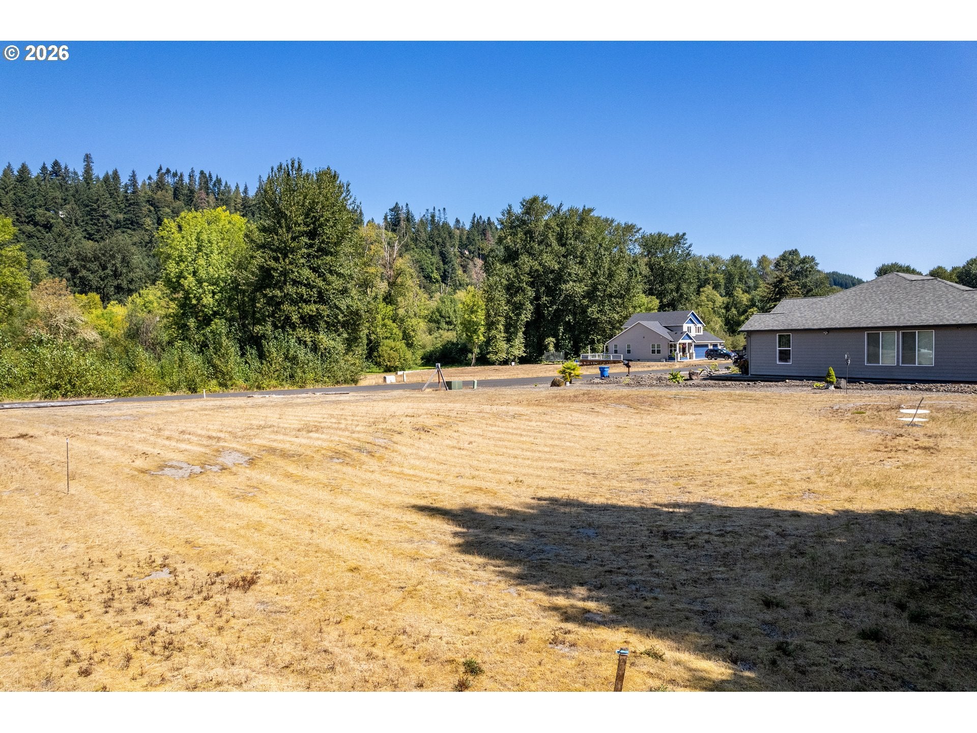 211 COLUMBIA POINT RD