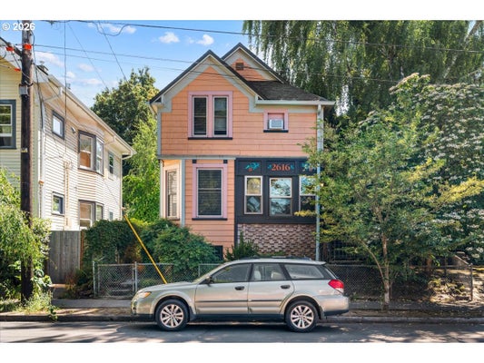 2616 SE PINE ST, PORTLAND, OR 97214 - Image d8a52e9effcc4c87314816a0ac8b014b/3936322146