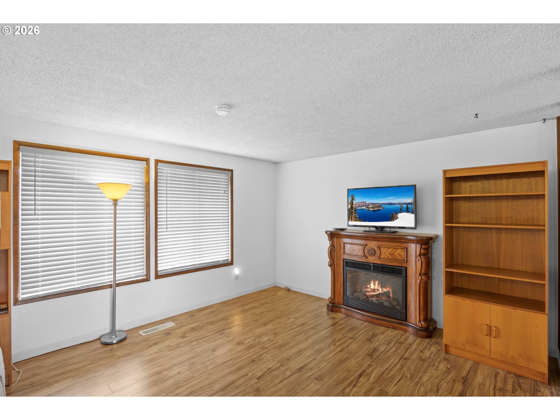 1766 NW BEAUMONT AVE