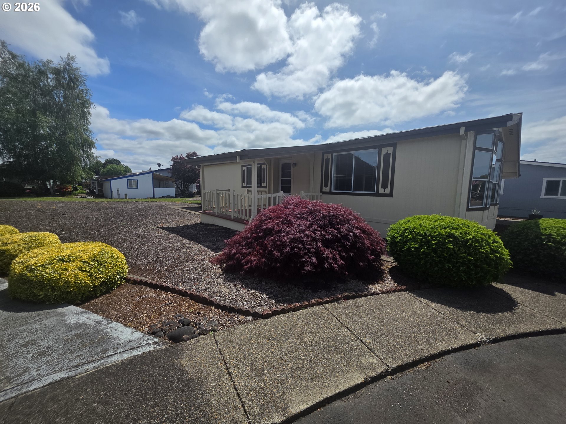 1505 FRONTIER CIR